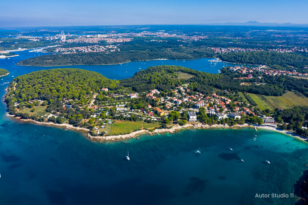 Del-Mar-Collection-Holiday-in-Croatia---Banjole-05-Studio11