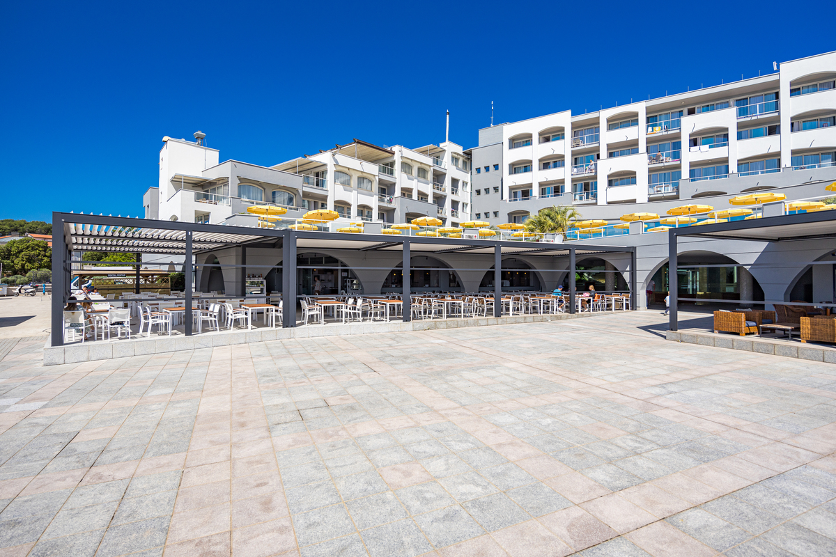 Family-resort-del-mar-13-1