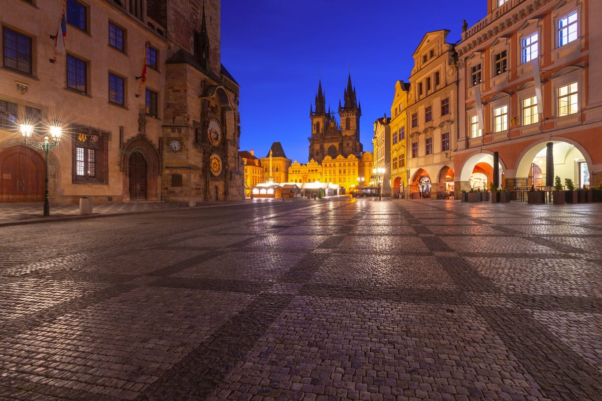 Explore Prague city (2) Explore Prague city (2)