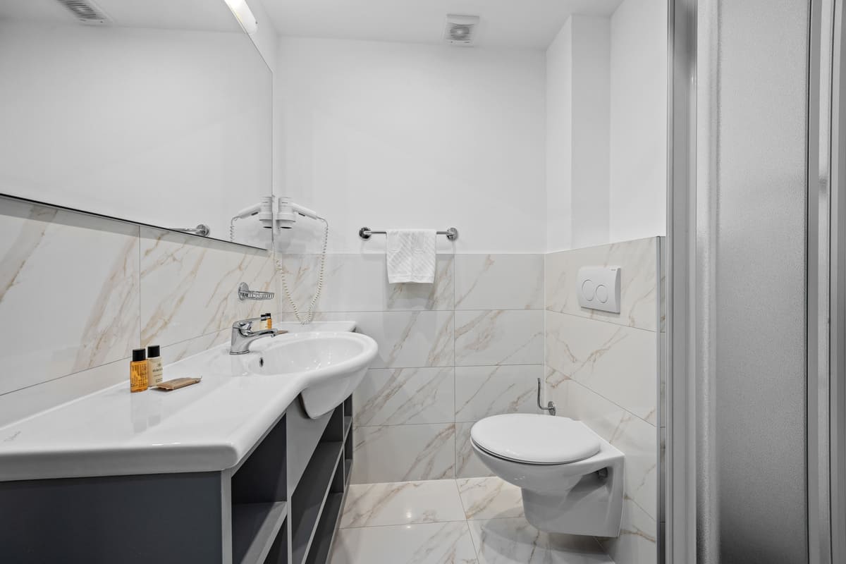 Family apartment completely renovated for 2 adults and 2 kids (10) Family apartment completely renovated for 2 adults and 2 kids (10)