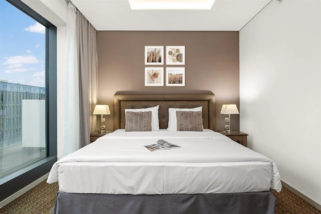 Hotel Royal Prague Executive Double Room with Single Sofa Bed and Balcony (30m2) 9 Hotel Royal Prague Executive Double Room with Single Sofa Bed and Balcony (30m2) 9