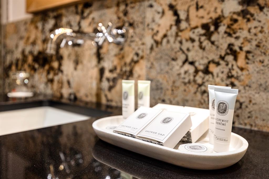 Hotel Royal Prague Family Suite with Two Bathrooms (40m²) 8 Hotel Royal Prague Family Suite with Two Bathrooms (40m²) 8