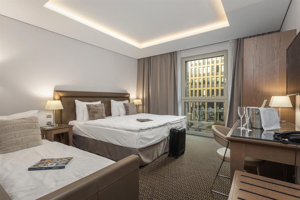 Hotel Royal Prague Superior Double Room with Single Sofa Bed (26m²) 9 Hotel Royal Prague Superior Double Room with Single Sofa Bed (26m²) 9