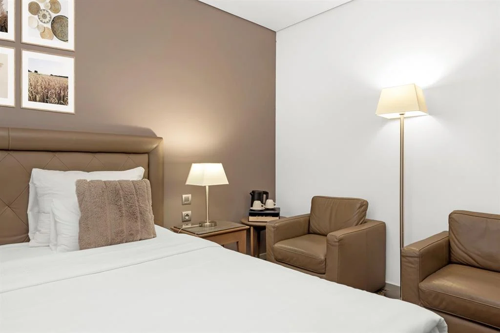Hotel Royal Prague Superior Double or Twin Room (23m²) 3 Hotel Royal Prague Superior Double or Twin Room (23m²) 3