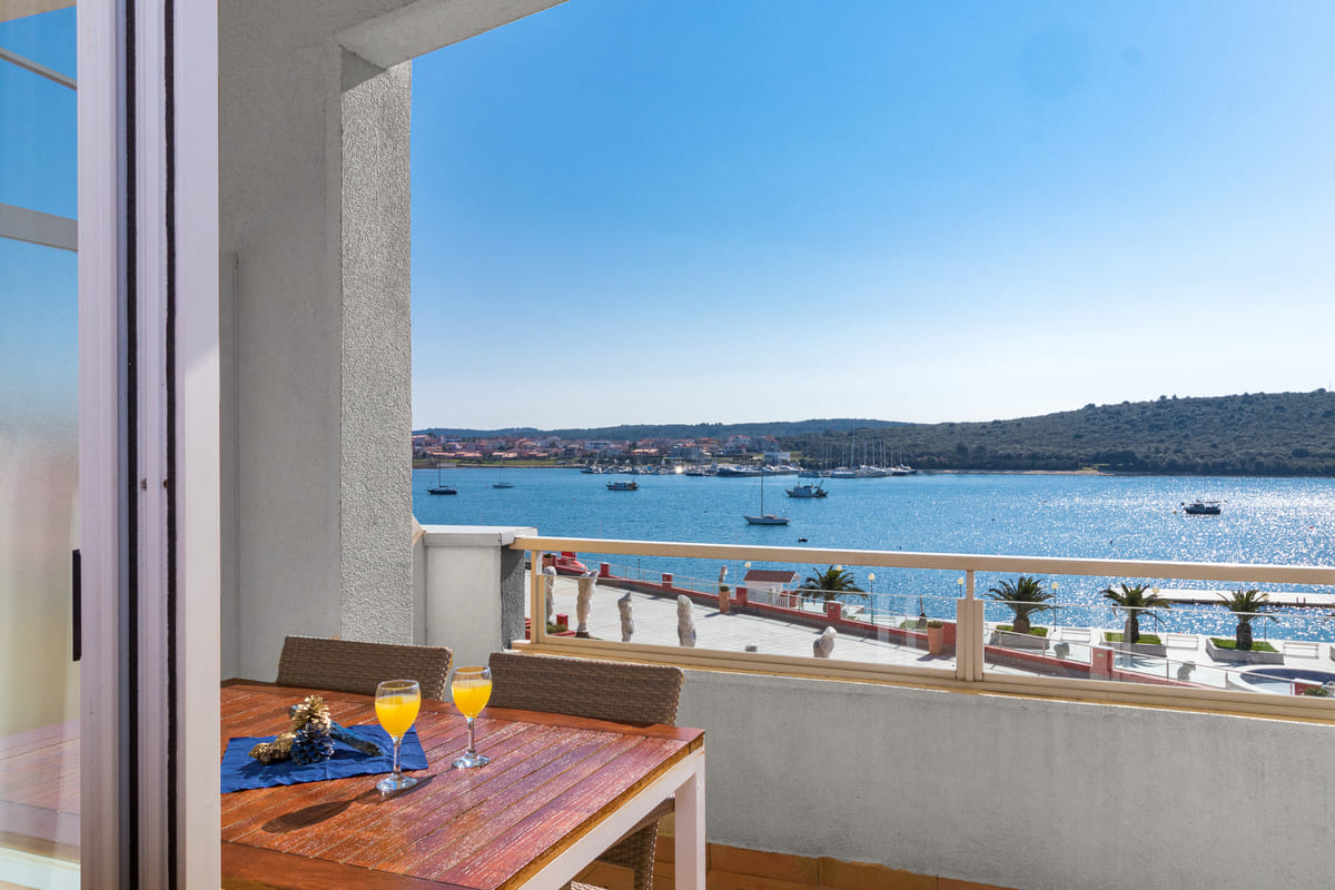 One bedroom apartment completely renovated for 4 persons with balcony wit (11) One bedroom apartment completely renovated for 4 persons with balcony wit (11)