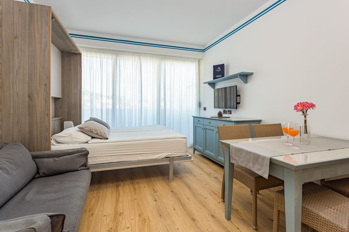 One bedroom apartment completely renovated for 4 persons with balcony wit (8) One bedroom apartment completely renovated for 4 persons with balcony wit (8)