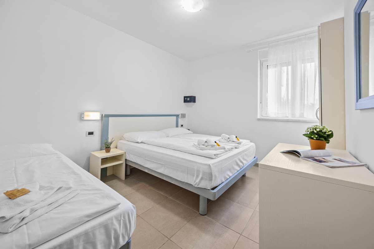 One bedroom apartment for 5 persons with balcony (45m²) (7) One bedroom apartment for 5 persons with balcony (45m²) (7)