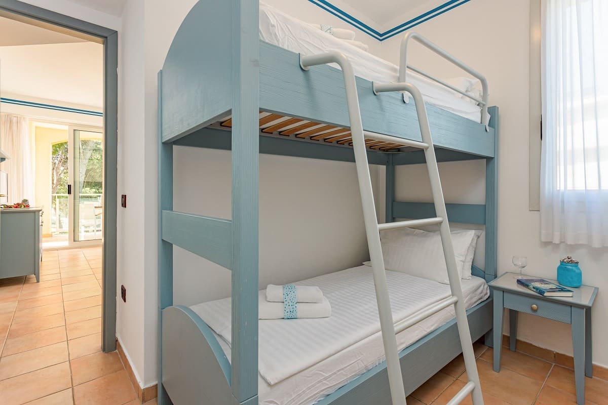 One bedroom apartment for 6 persons with balcony with sea view (45m2) (2) One bedroom apartment for 6 persons with balcony with sea view (45m2) (2)