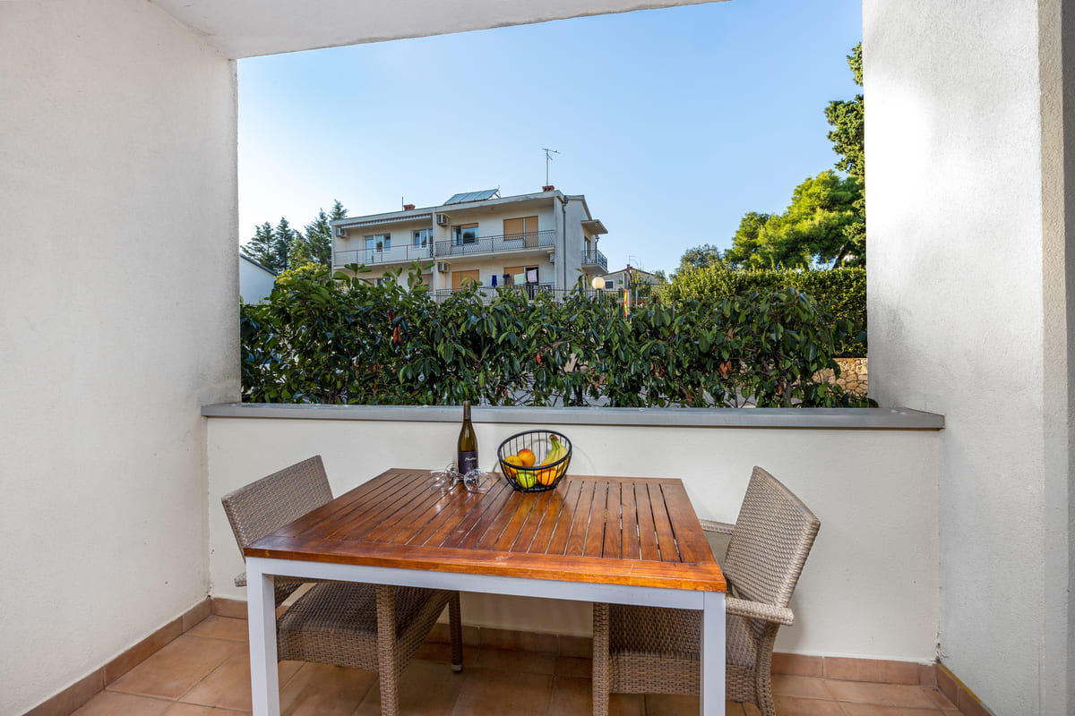 Studio apartment for 2 persons with balcony (27m2) (2) Studio apartment for 2 persons with balcony (27m2) (2)