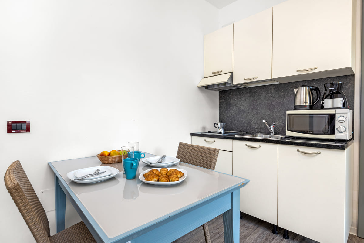 Studio apartment for 2 persons with balcony (27m2) (4) Studio apartment for 2 persons with balcony (27m2) (4)