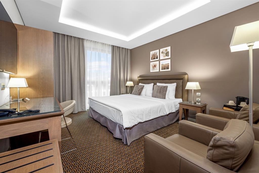 Superior Double or Twin Room (23m²) 10 Superior Double or Twin Room (23m²) 10