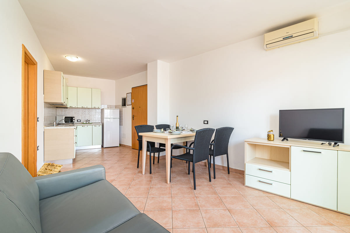 Two bedroom apartment for 6 persons with balcony (60m²) (1) Two bedroom apartment for 6 persons with balcony (60m²) (1)