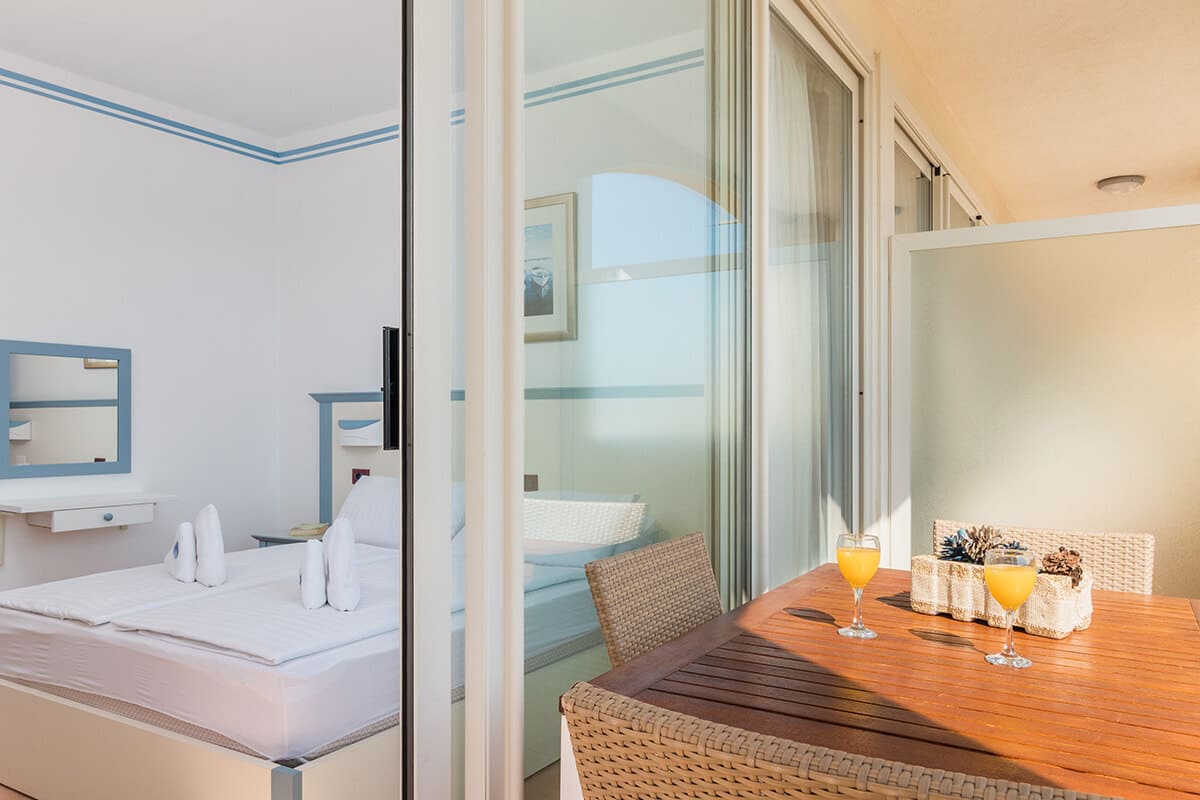 Two bedroom apartment renovated for 4 persons with balcony with sea view (45m2) (10) Two bedroom apartment renovated for 4 persons with balcony with sea view (45m2) (10)