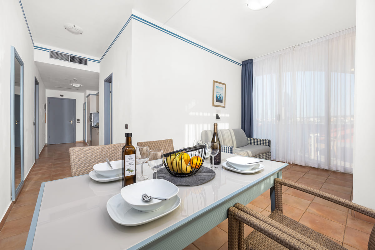 Two bedroom apartment with two bathrooms for 6 persons with balcony with s (13) Two bedroom apartment with two bathrooms for 6 persons with balcony with s (13)