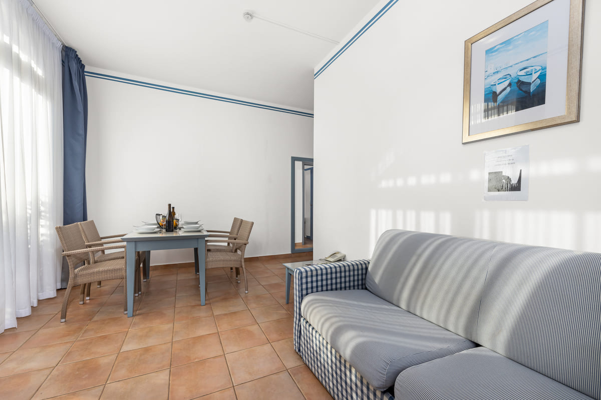 Two bedroom apartment with two bathrooms for 6 persons with balcony with sea (1) Two bedroom apartment with two bathrooms for 6 persons with balcony with sea (1)