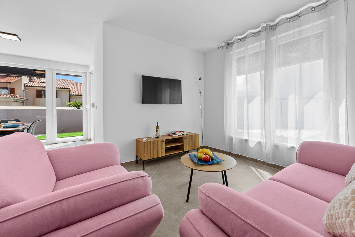 JO5A1004 Edit 1 JO5A1004 Edit 1